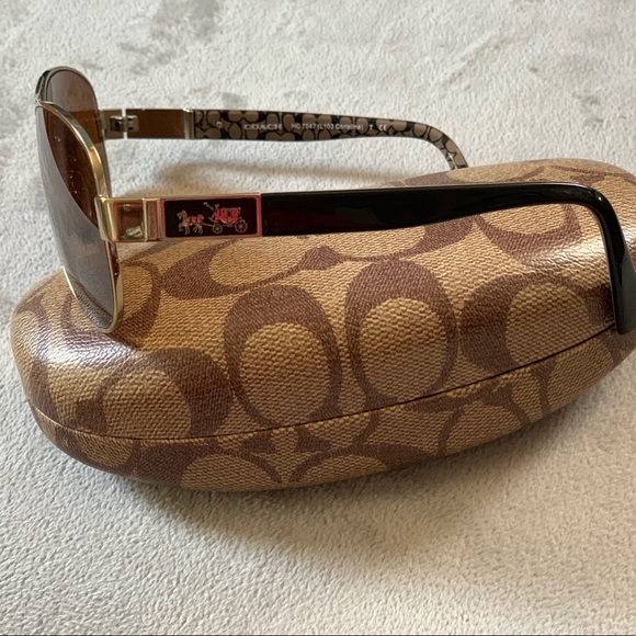 Coach Frame Sunglasses - Picture 4 of 8